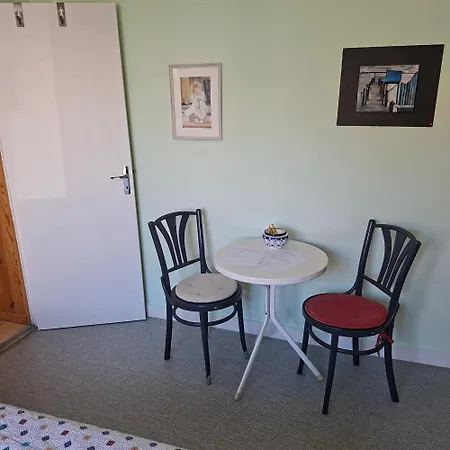 Au Calme Sur Jardin Апартаменты Saint-Sulpice-de-Royan