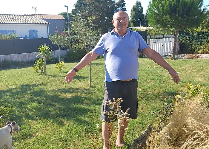 Au Calme Sur Jardin * Saint-Sulpice-de-Royan